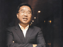 柏金地板董事長(zhǎng)何貽信
柏金地板董事長(zhǎng)何貽信